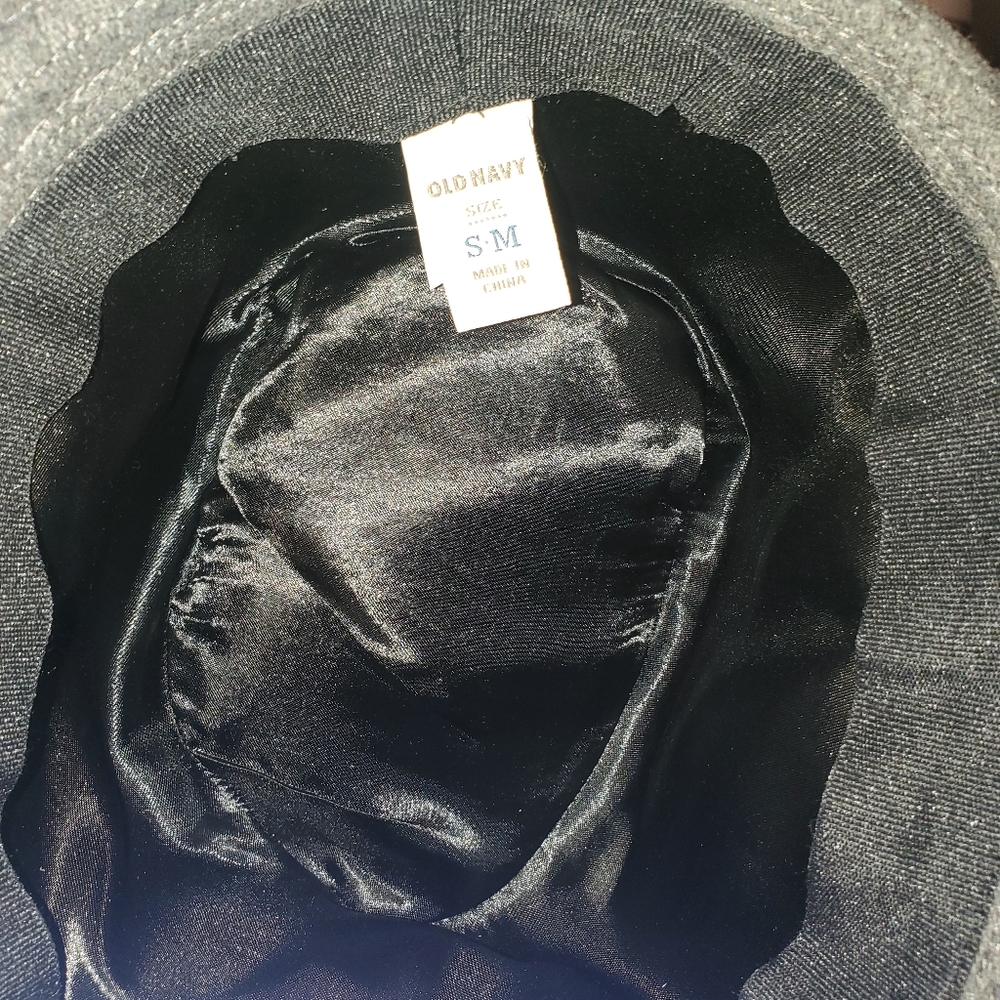 HAT - Picture 4 of 4